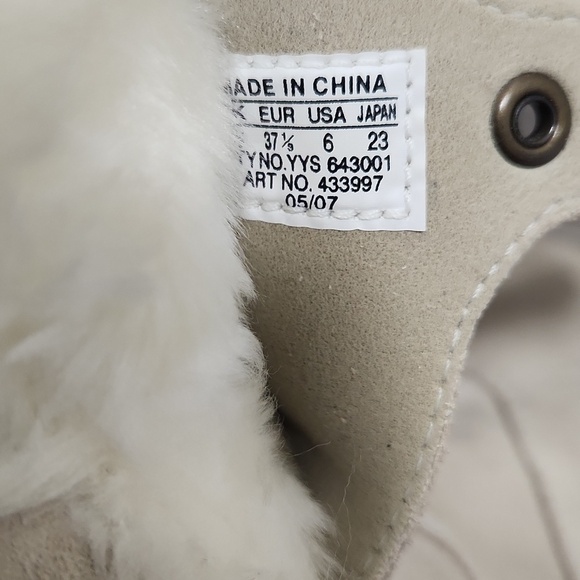 Salomon Lhasa Suede Contagrip Buckle Women's Cream Winter Boots - Picture 10 of 10